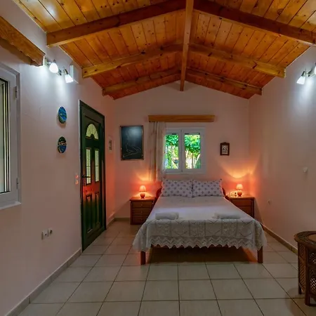 Evaggelia Lejlighed *