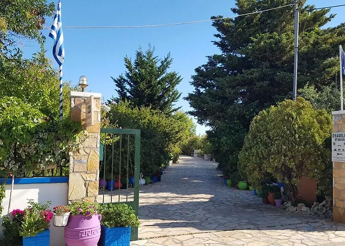 Evaggelia Lejlighed *